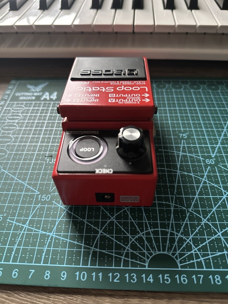 Boss Loop Station RC-1 Guitar Effects Pedal Red Tested Working