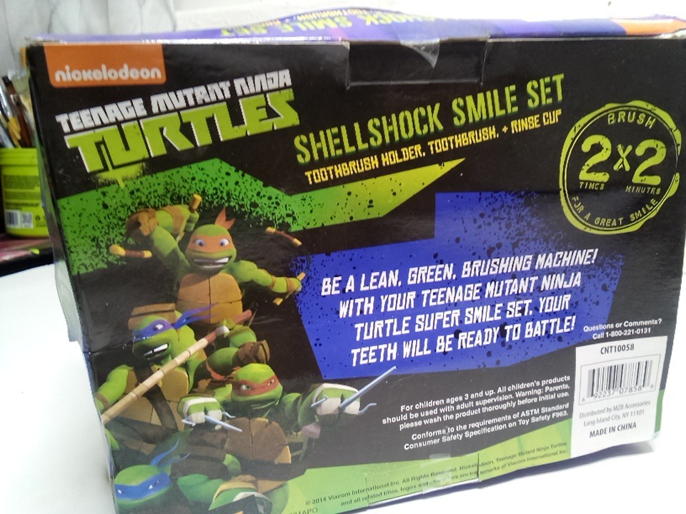 TMNT Shellshock Smile Set Michelangelo Toothbrush Holder & Rinse Cup Set
