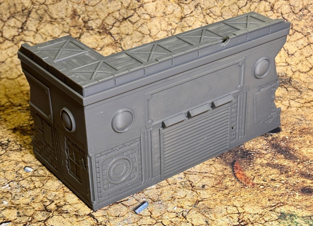 Plastic UKTC 40k Terrain Small L Ruin (1 Piece) - Easy stack system - Right hand