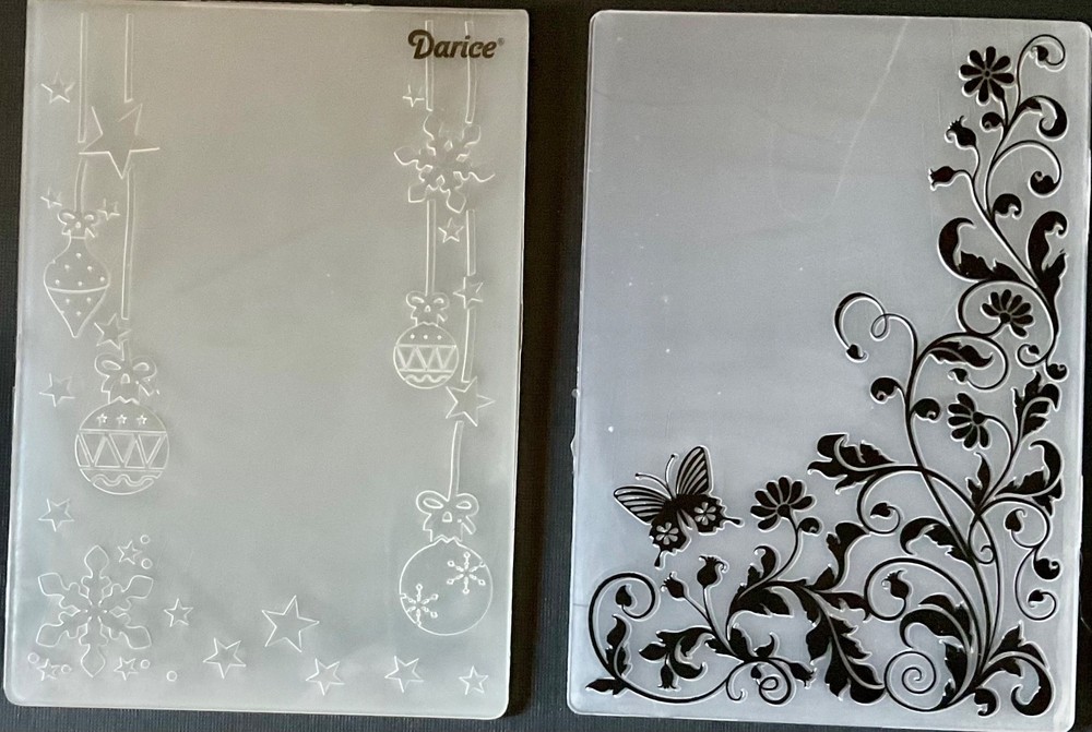 CUTTLEBUG Machine & Lot Of Sizzix & More Embossing Folders