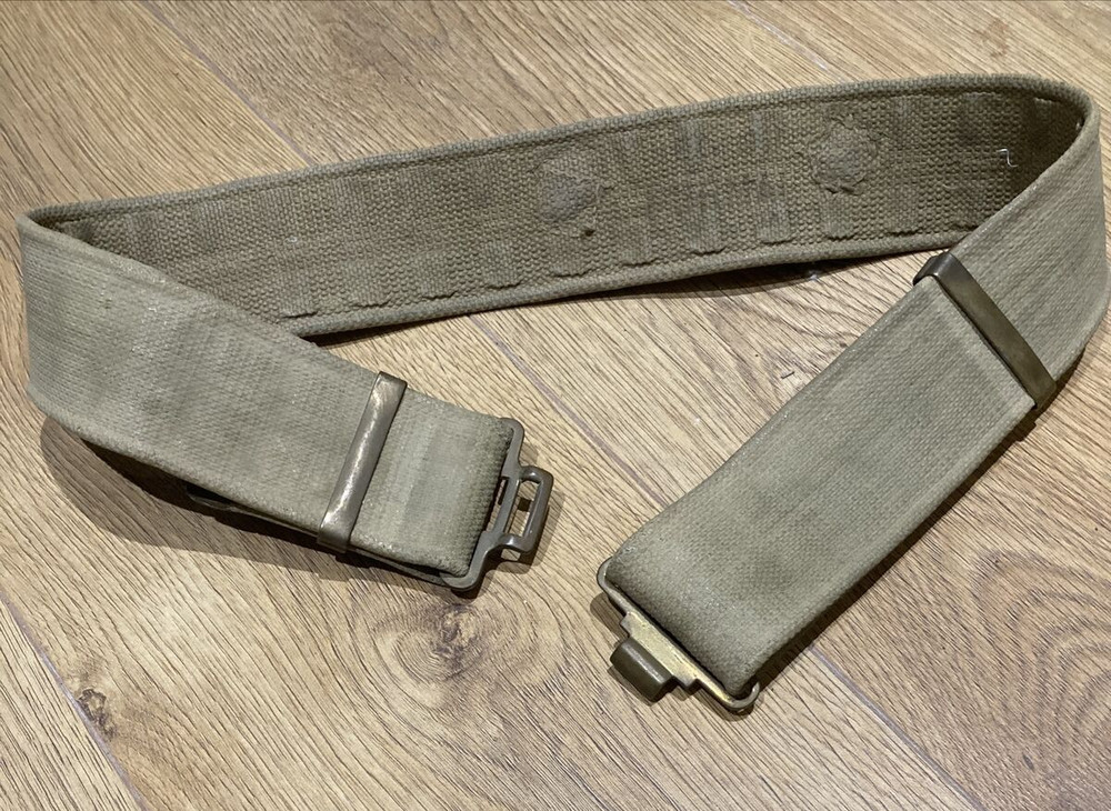 WWII (?) BRITISH MILITARY COMBAT BELT
