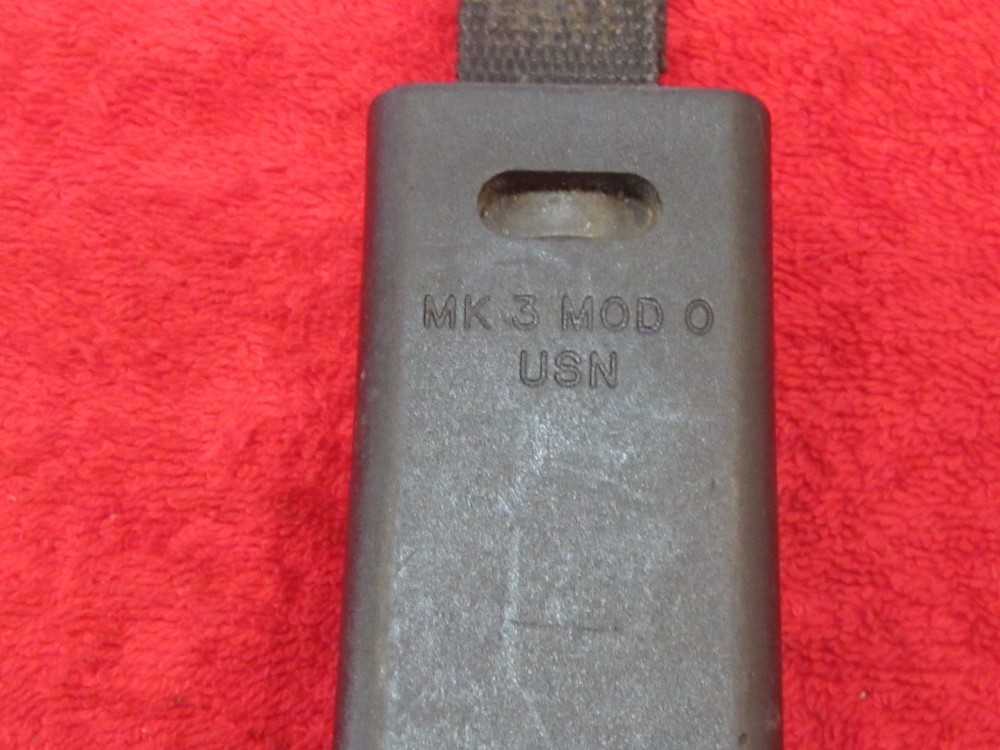 USN MOD 0 SURVIVAL KNIFE W/Scabbard