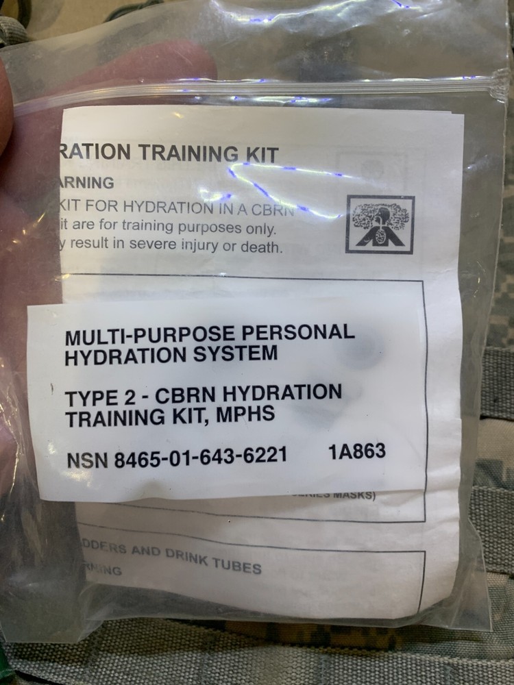 MOLLE II USGI Hydration Multicam Carrier with 4 Grimlocks & New Mouthpiece Kit