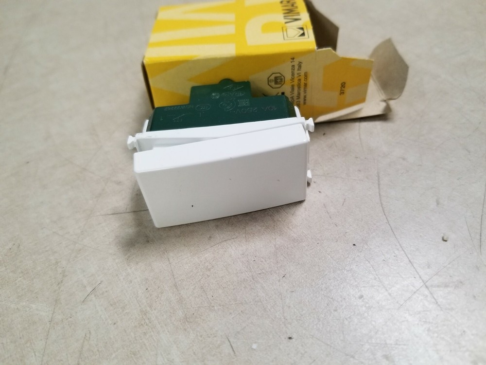 Vimar - Plana 14008 Button 1P NO 10A White