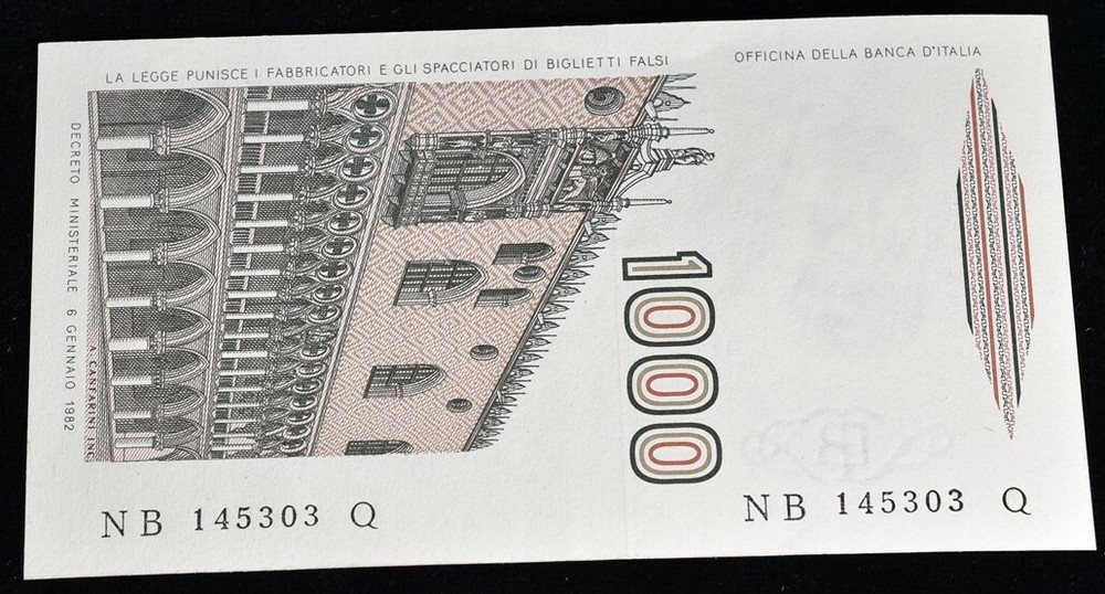 1982 Italy 1000 Lire Banknote - CAT $6 #109A - UNC