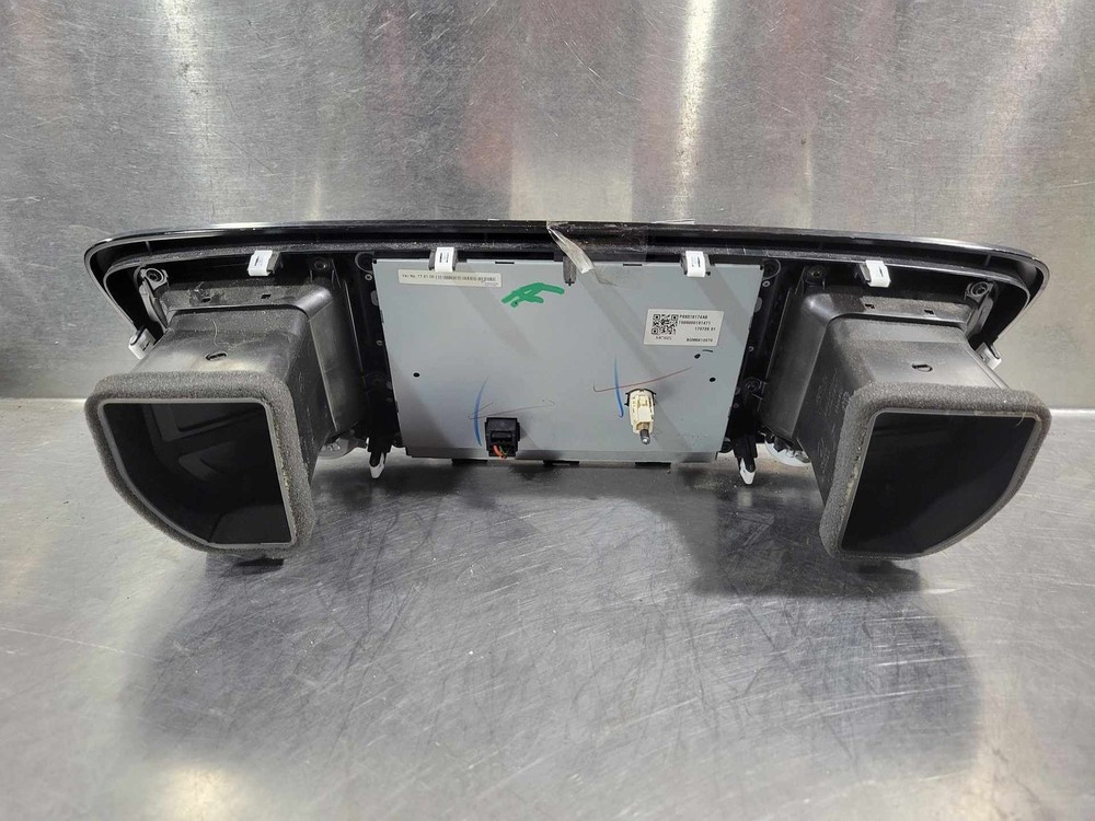 18 19 20 CHRYSLER PACIFICA Info-gps-tv Screen