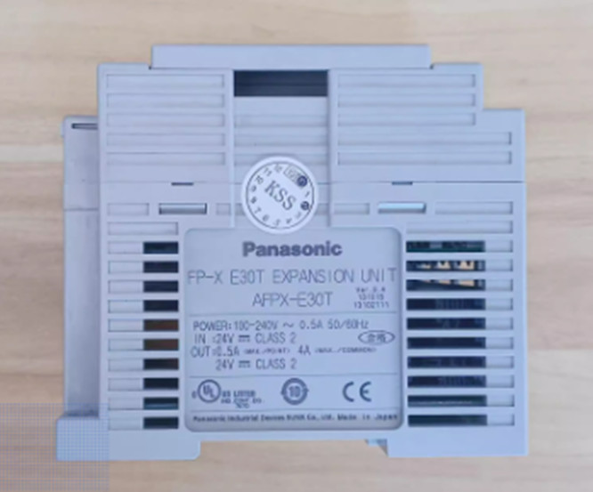1pcs Used Panasonic PLC host FP-X AFPX-E30T