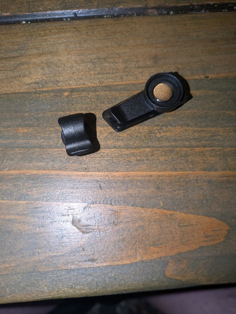 Source Tactical Universal Hydration Tube Magnetic Clip