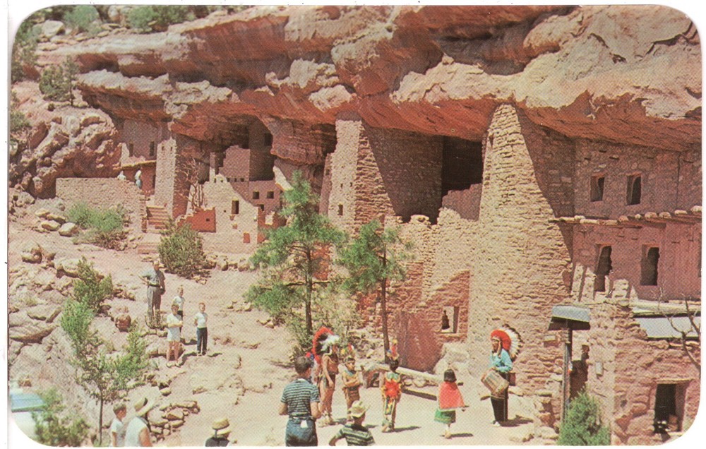 INDIANS ENTERTAINING VISITORS, MANITOU SPRINGS, CO - PC2822