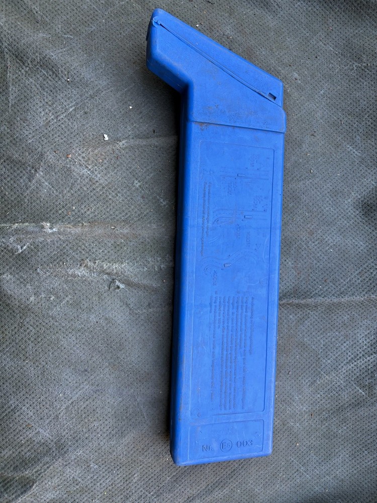 Saab Scania Warning Triangle