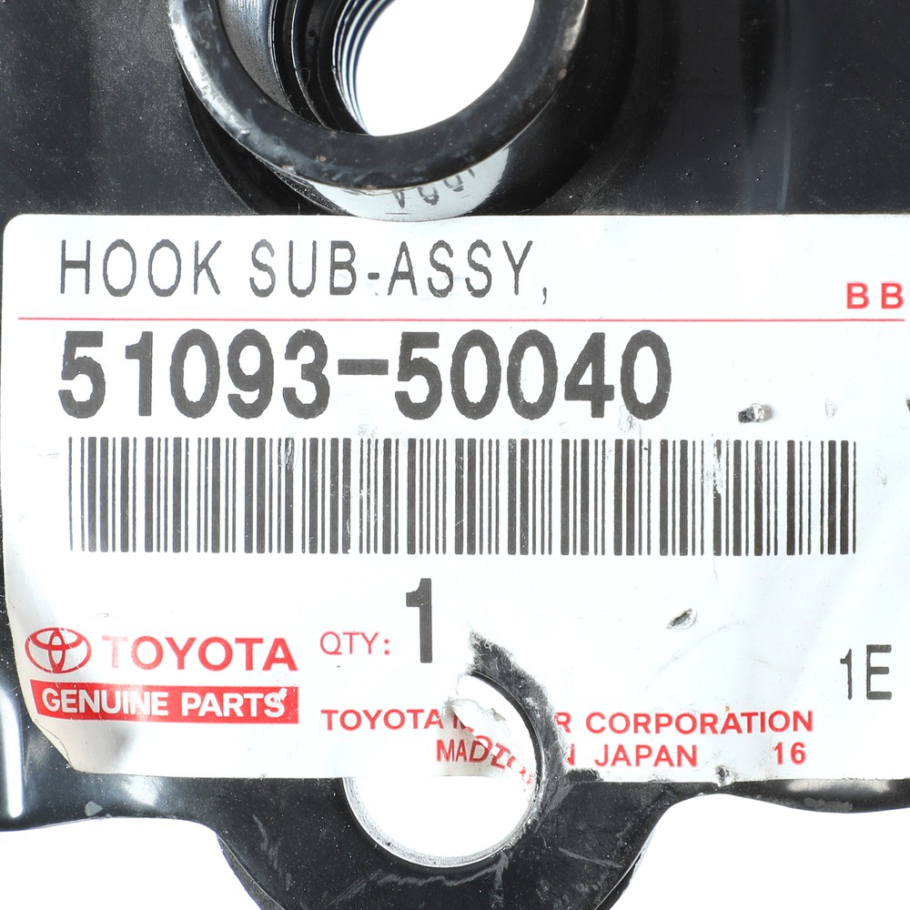 Genuine Lexus Rail End 51093-50040