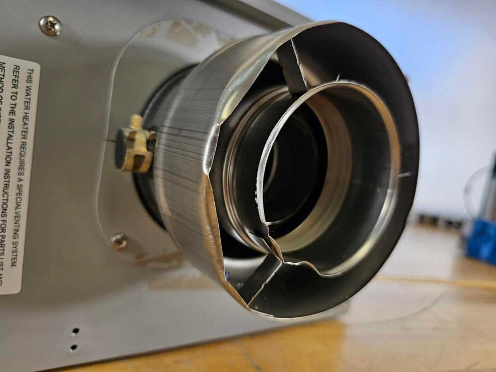 Rheem 7.0 GPM Indoor Liquid Propane Tankless Water Heater Model ECO160DVLP3-1