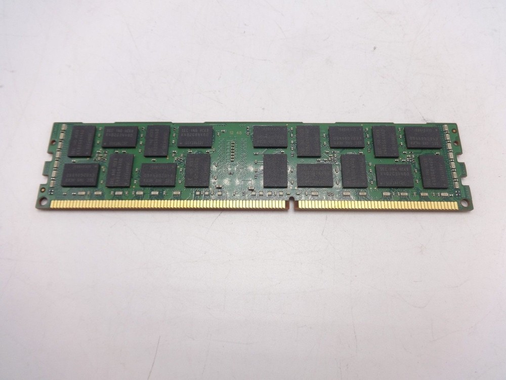 Samsung M393B1K70DH0-CK0 8GB PC3 12800 2RX4 Memory *** Server Memory ***
