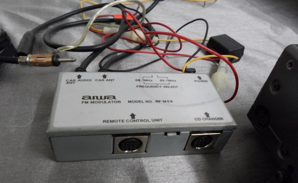 AIWA ADC-M60 6-CD changer system RF-M60 plus Modulator CD changer Control unit