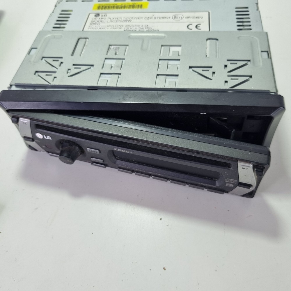 LG CD Player LAC3700RW CD Player + Remote + FREE POST
