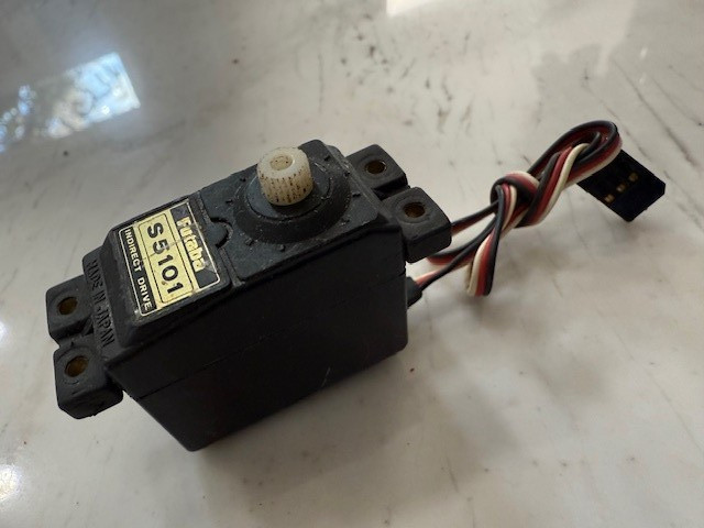 Futaba S5101 Servo