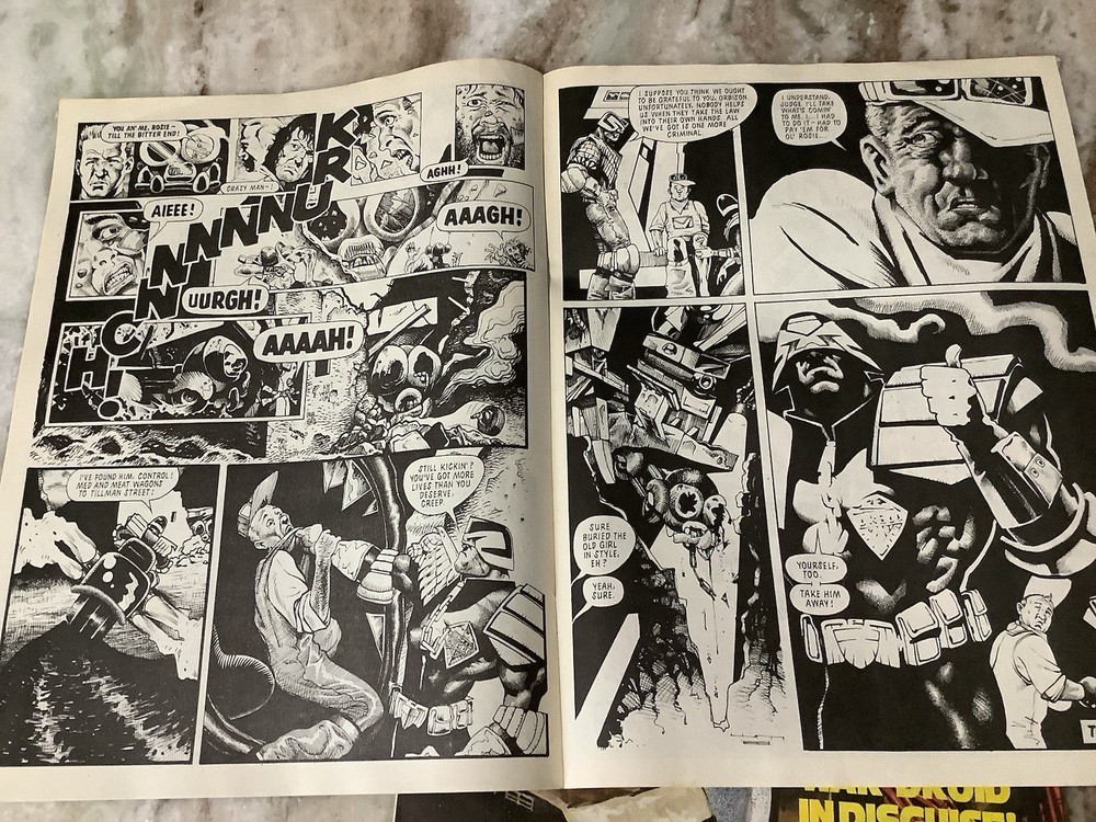 2000 A.D. Featuring Judge UK Program573 & 576 Comic Magazine 1988
