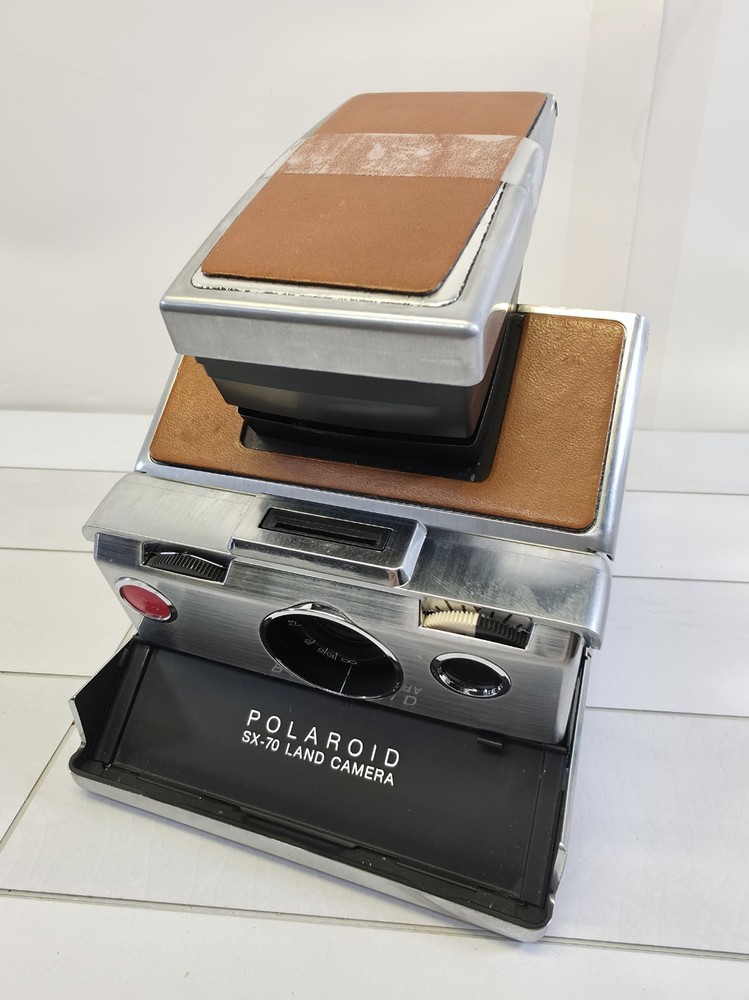 Vintage Polaroid SX-70 Folding Land Camera UNTESTED