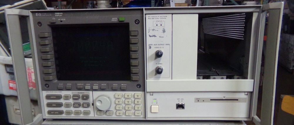 Hewlett Packard 70004a Mainframe With 70902 IF Section