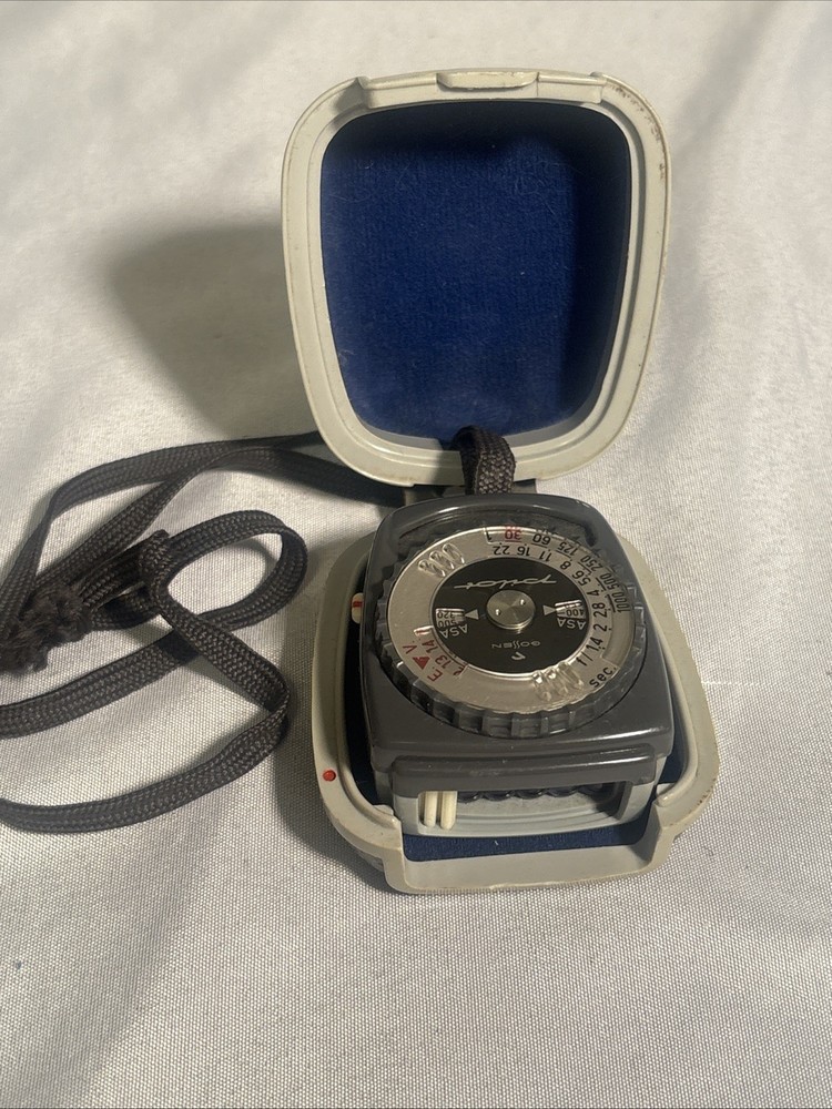 Gossen Pilot Exposure Light Meter - Case and Strap - Made in Germany -