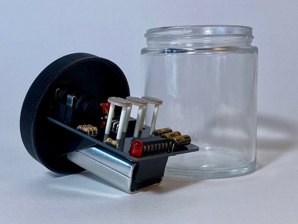 Drone Jar (Handmade Synthesizer, Rucci)