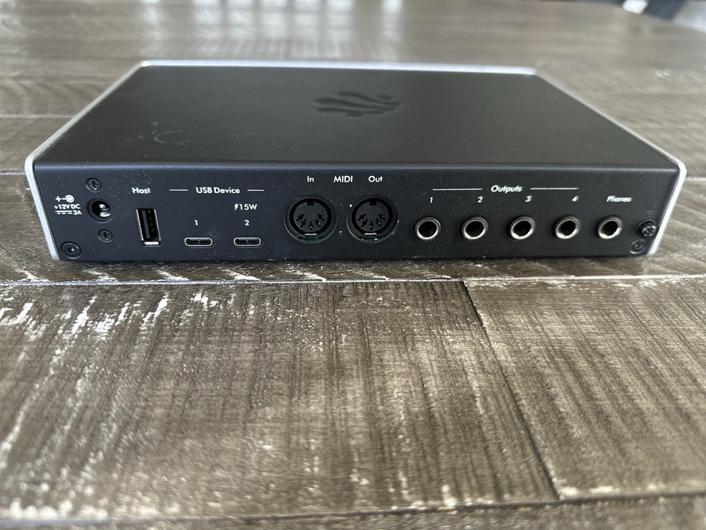 🎙️ Audio/MIDI Interface iConnectivity Audio Interface Unit
