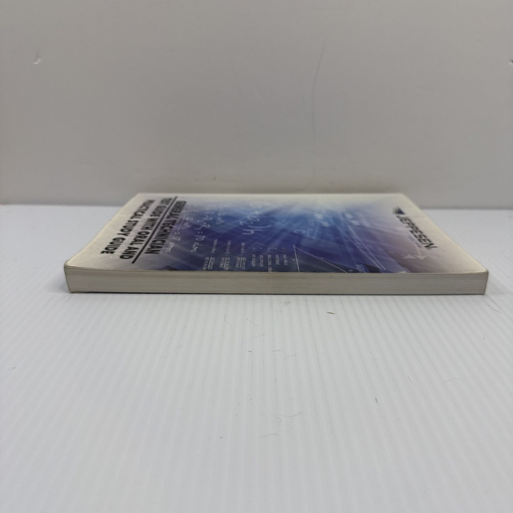 Jeppesen General Test Guide with Oral and Practical Study Guide - 10002000-008