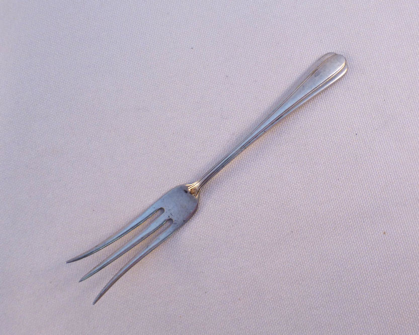 CHIMES - INTERNATIONAL STERLING  LEMON FORK
