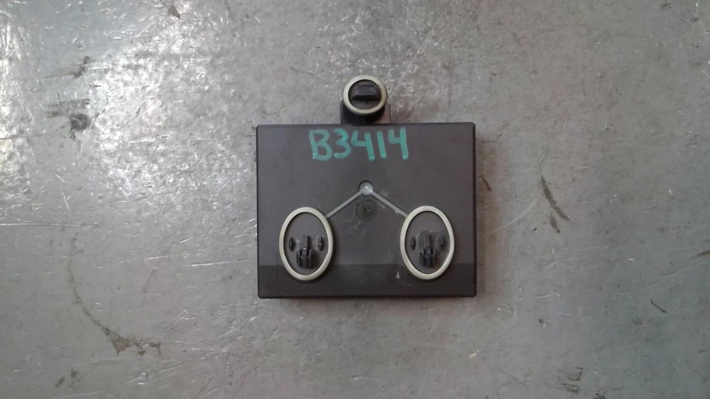AUDI A4 Door Module 8T0959792P