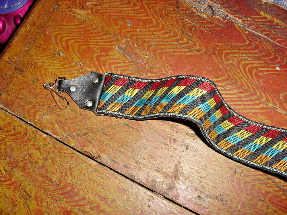 HIPPIE BANJO STRAP
