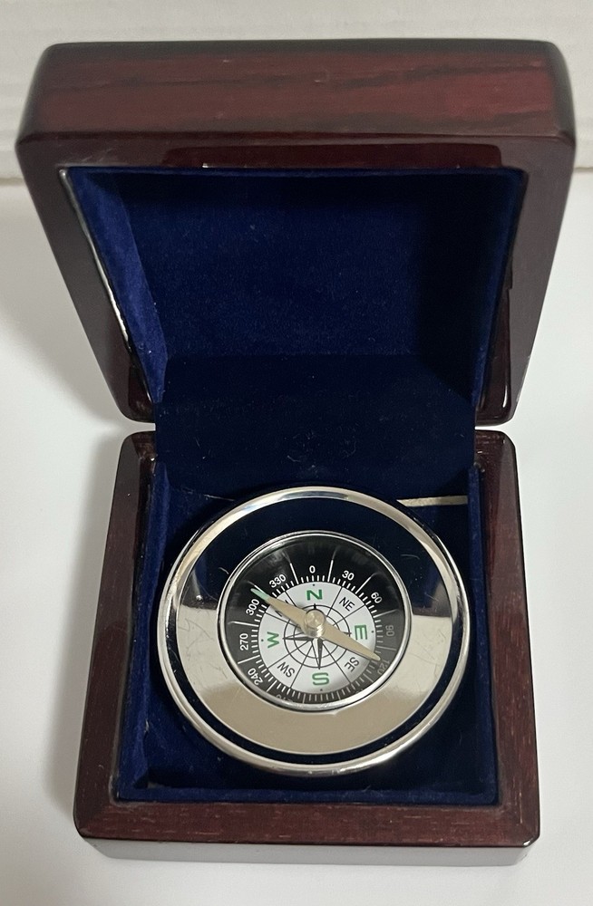 Compass For Desk With Keepsake Box 3x3