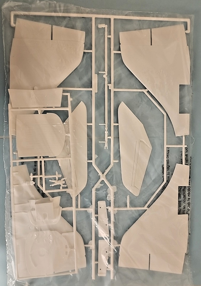 Monogram Space Shuttle with Fuel Tank & Boosters 85-5089 Open Box