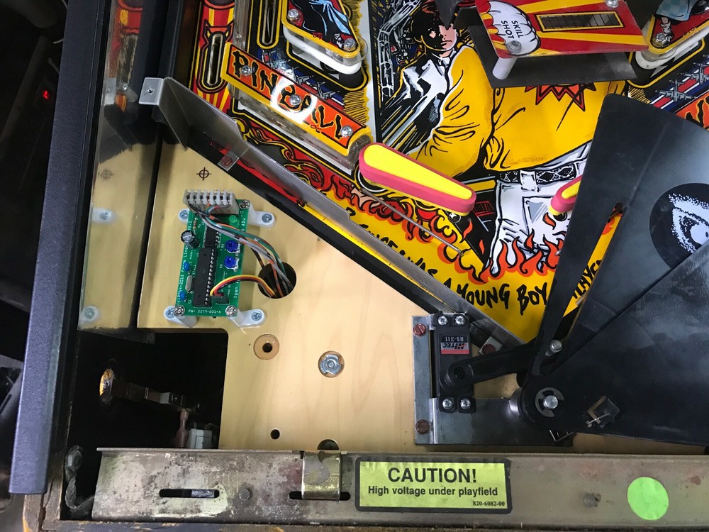 Data East "Tommy" Pinball blinders controller board *** SERVO NOT INCLUDED ***