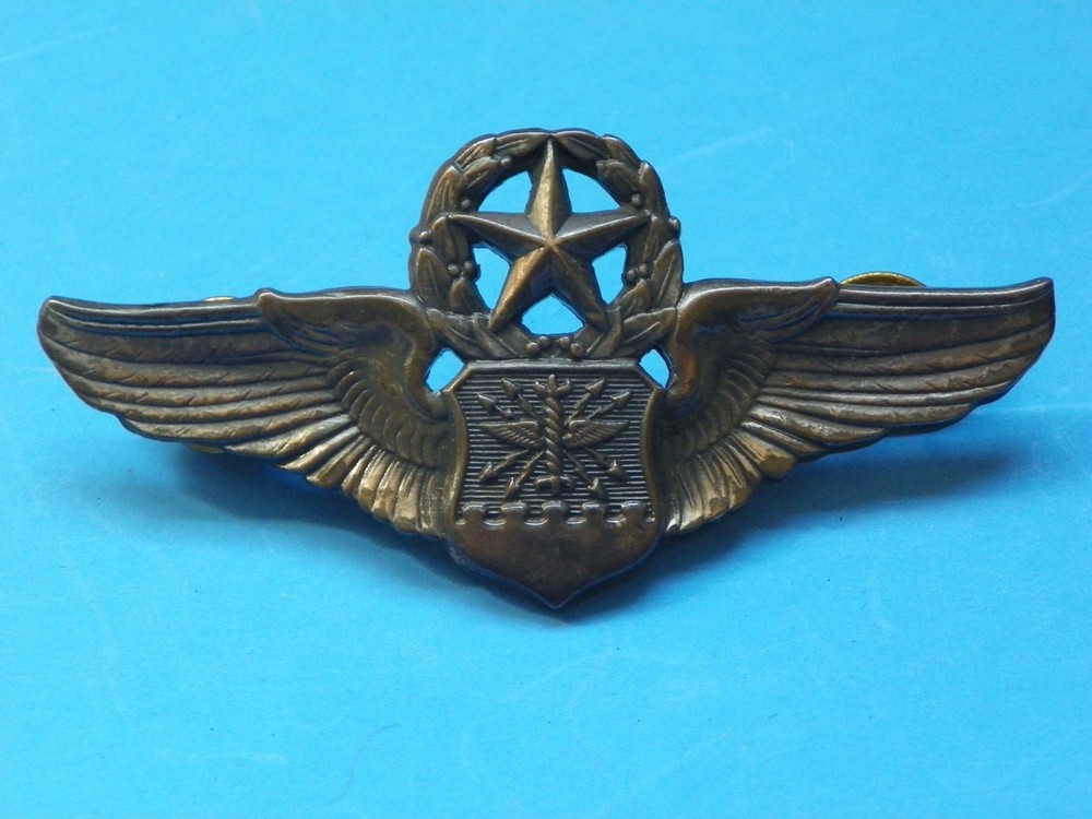 VIETNAM ORIGINAL  3" MASTER NAVIGATOR AIRFORCE COMMAND PILOT WING-MAKER MARKED