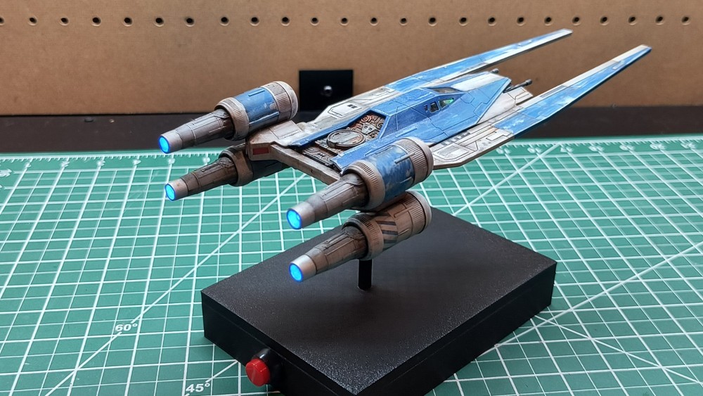 Star Wars Custom Built U-Wing Model With Lighting Effects
