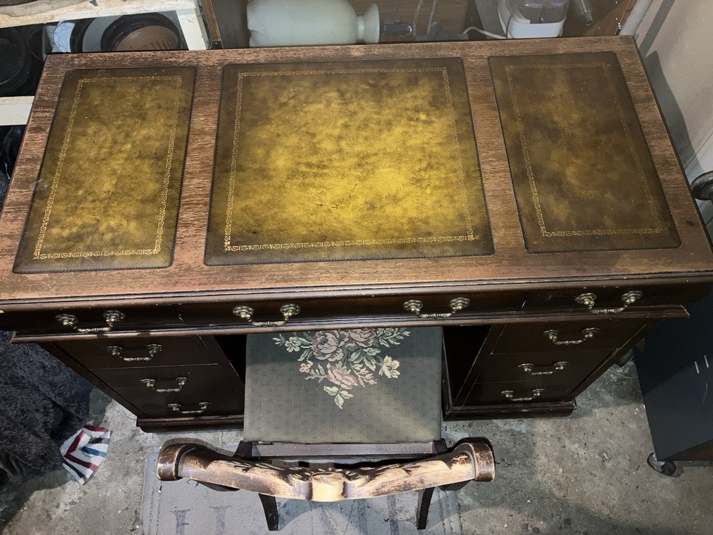 Executive Desk Vintage Age