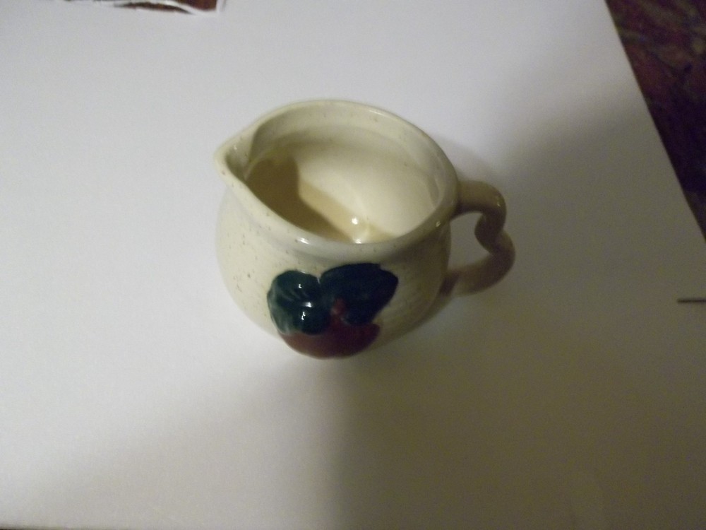 APPLE FRUIT CREAMER BY HERMITAGE POTTERY