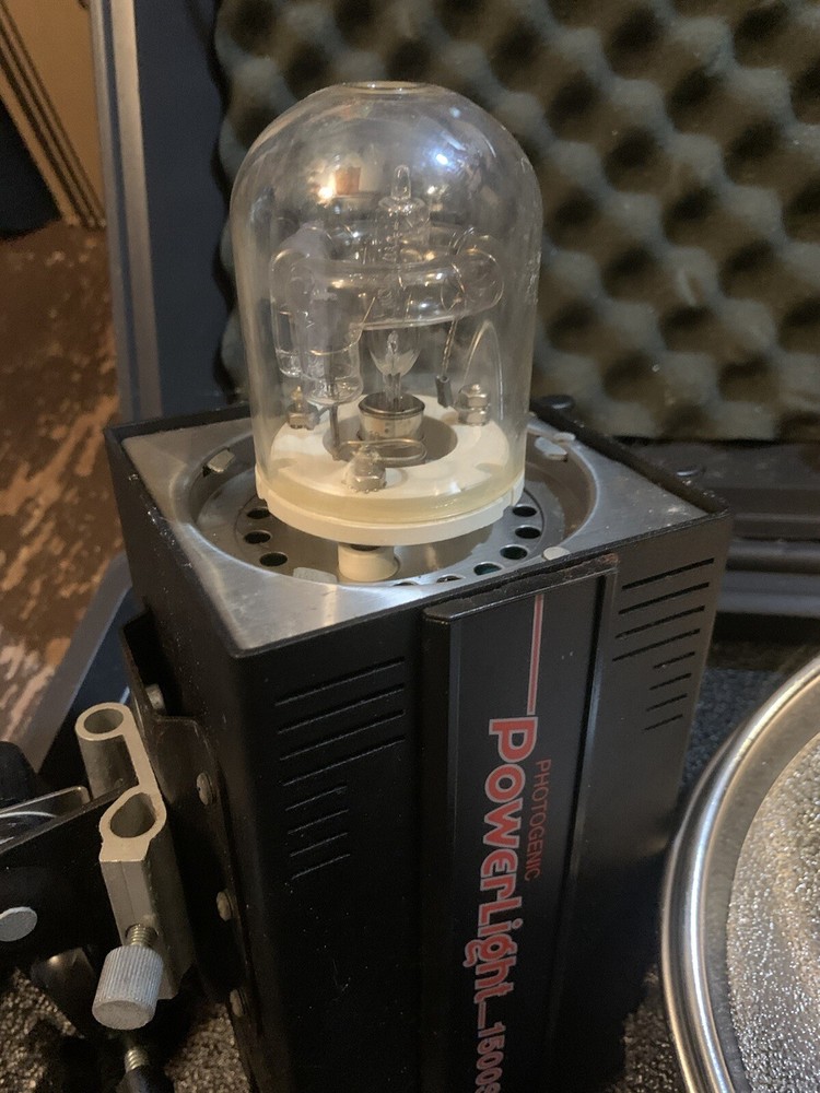 Stroboframe Power Light 1500w Complete Studio Kit