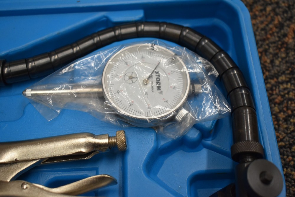 3D103 CENTRAL Storm Dial Indicator Set w/Locking Pliers in Molded Storage Case