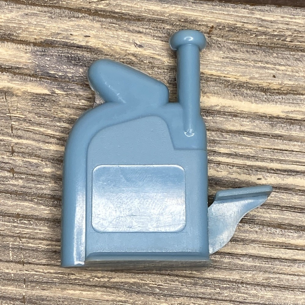 Vintage Blue Plastic Automatic Needle Threader