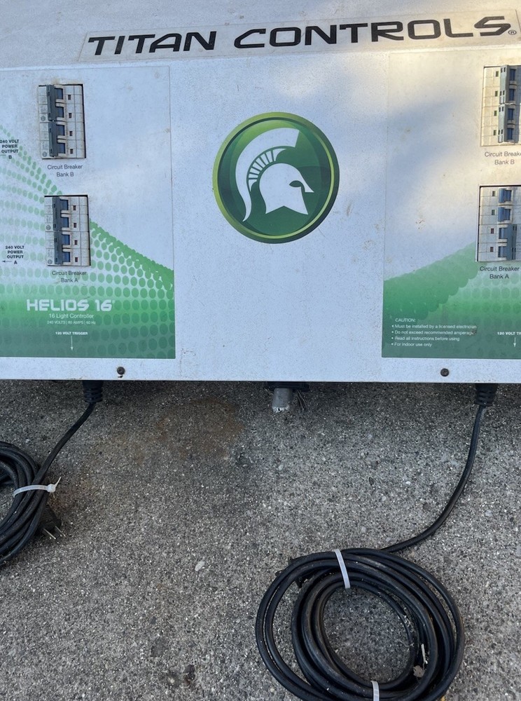 Titan Controls Helios 16 - 16 Light Controller