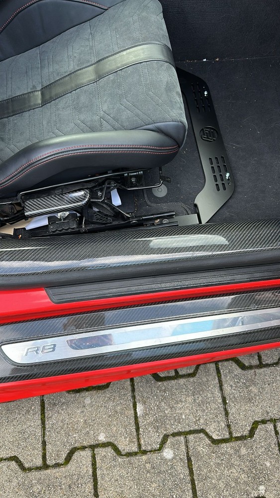 Fire extinguisher mount holder bracket for Audi R8