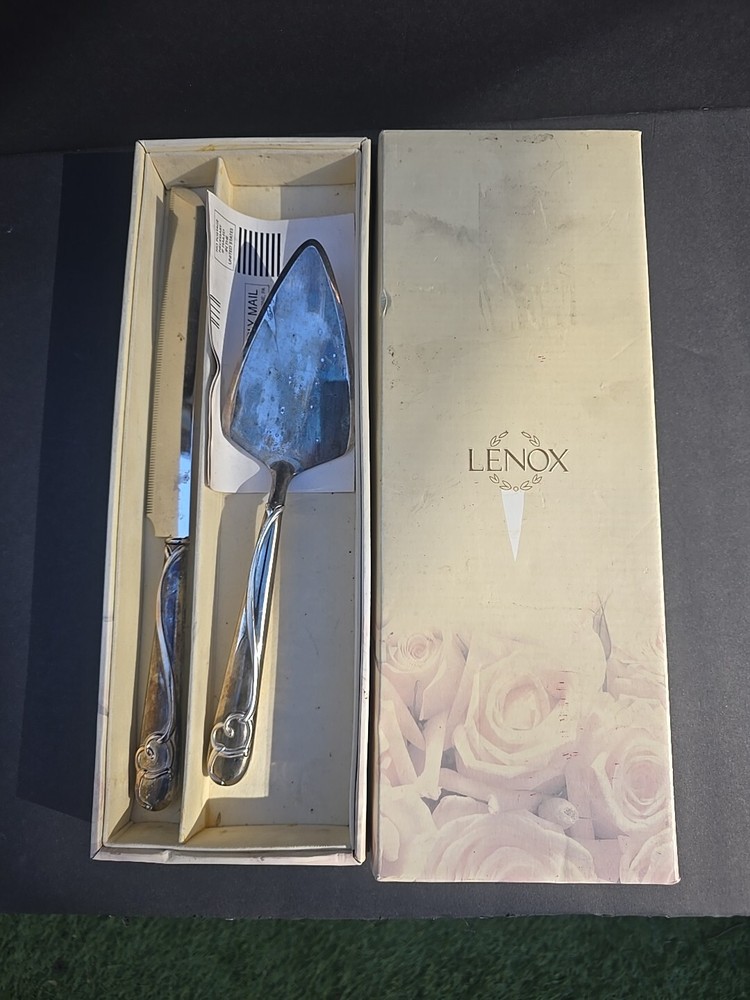 Lenox Forevermore 2 Piece Cake Dessert Set