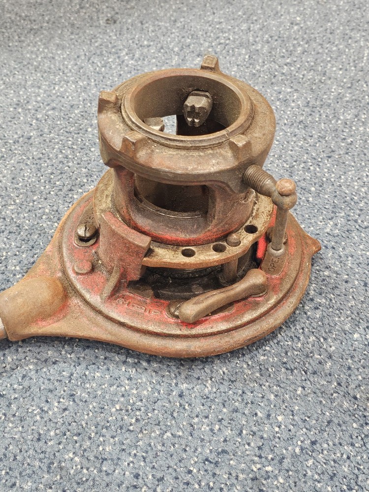 Rigid 65-RA Manual Pipe Threader 1” To 2” With Handle Pre-owned
