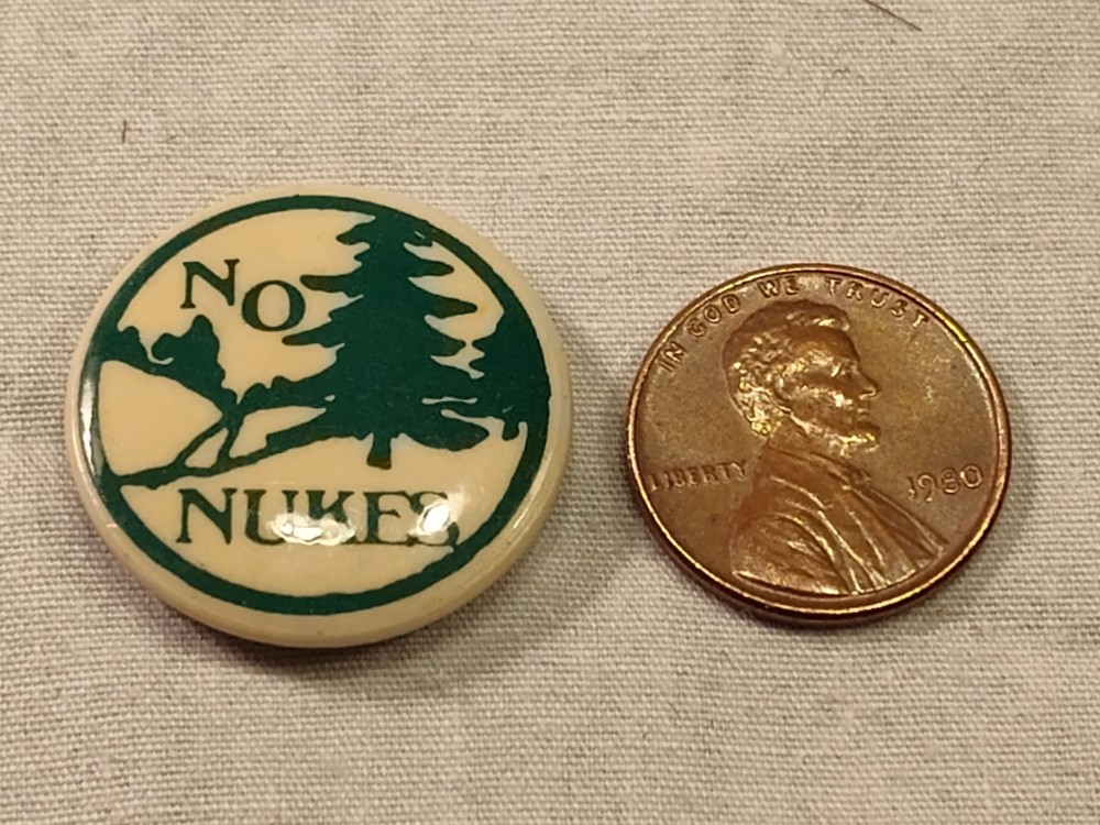 Vintage Nuclear War Protest Save The Environment Pinback Button 1977