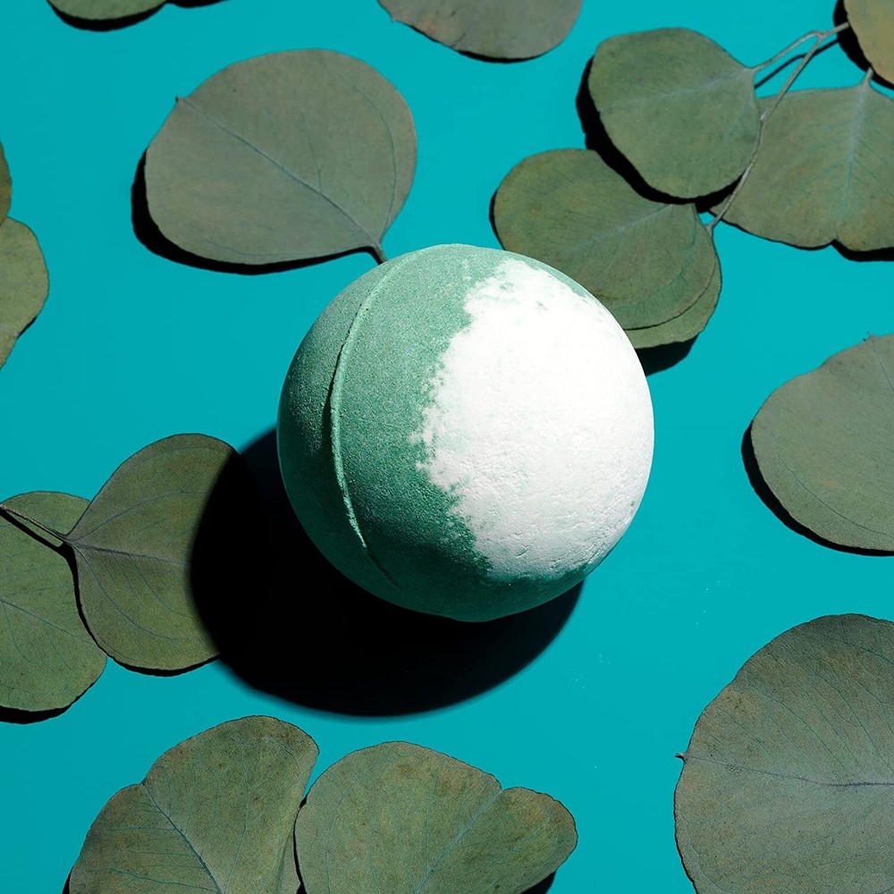 Natural Aromatherapy Bath Bombs, Handmade Eucalyptus Shower Bombs with Mint