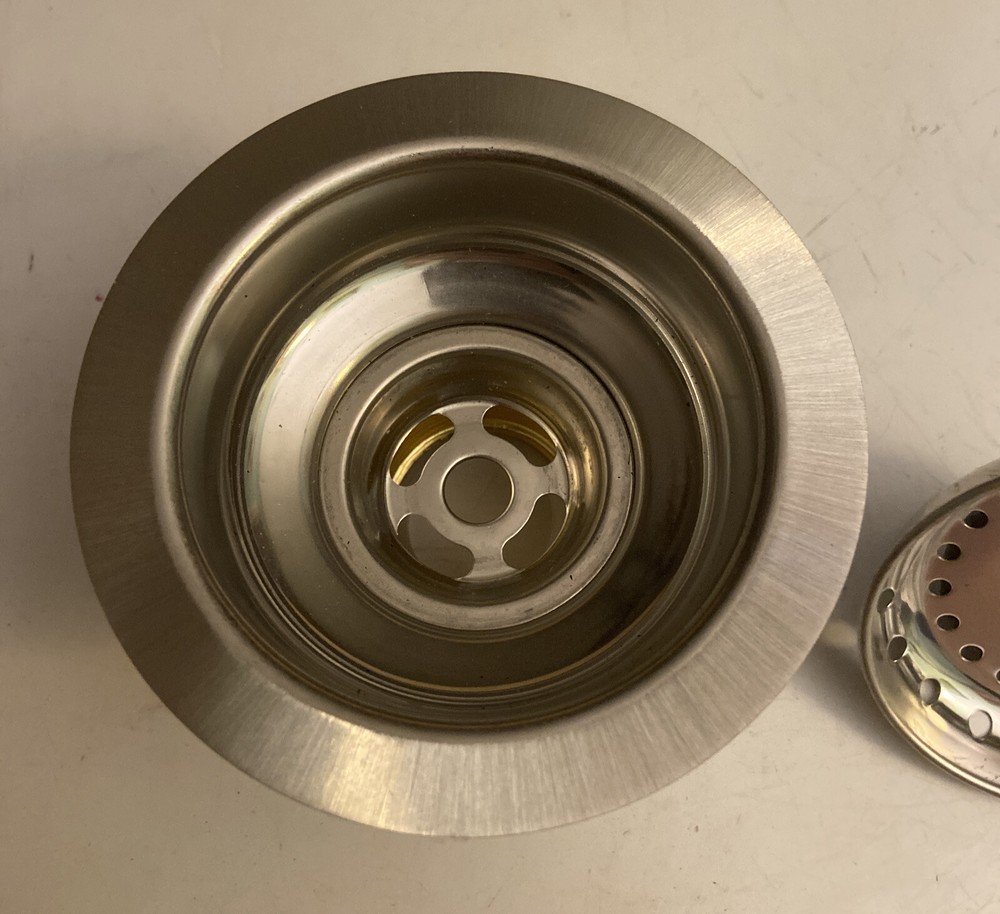 Sink Strainer Stainless Steel 4 1/2" Fixed Post