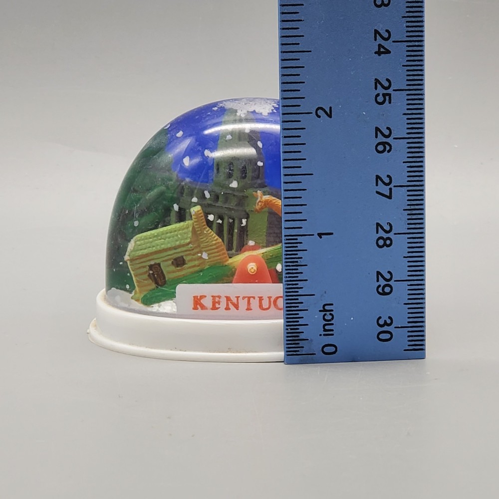 Vintage Kentucky Souvenir Snow Globe