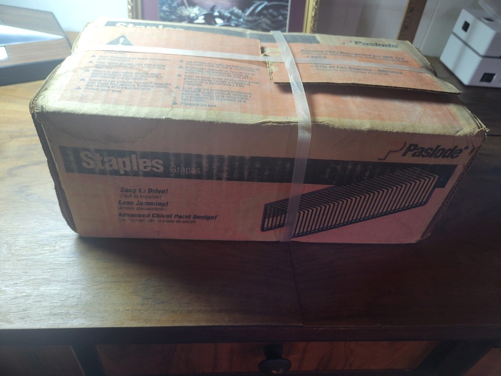 Paslode Staples 1 1/4 Inch Wide Crown