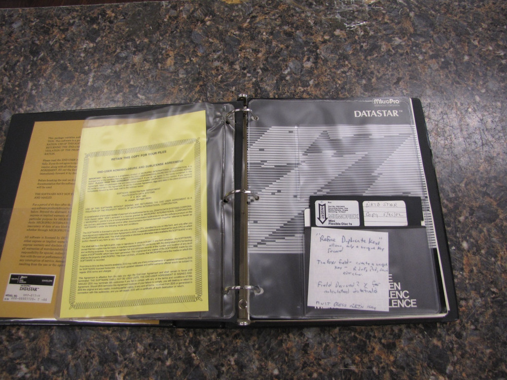 1981 Zenith Heath Micropro DATASTAR User Guide & 5.25" Software Disks in Binder
